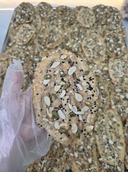 តំណាប់ចេកហាល រសជាតិធញ្ញជាតិគ្រប់មុខ 300g/Box